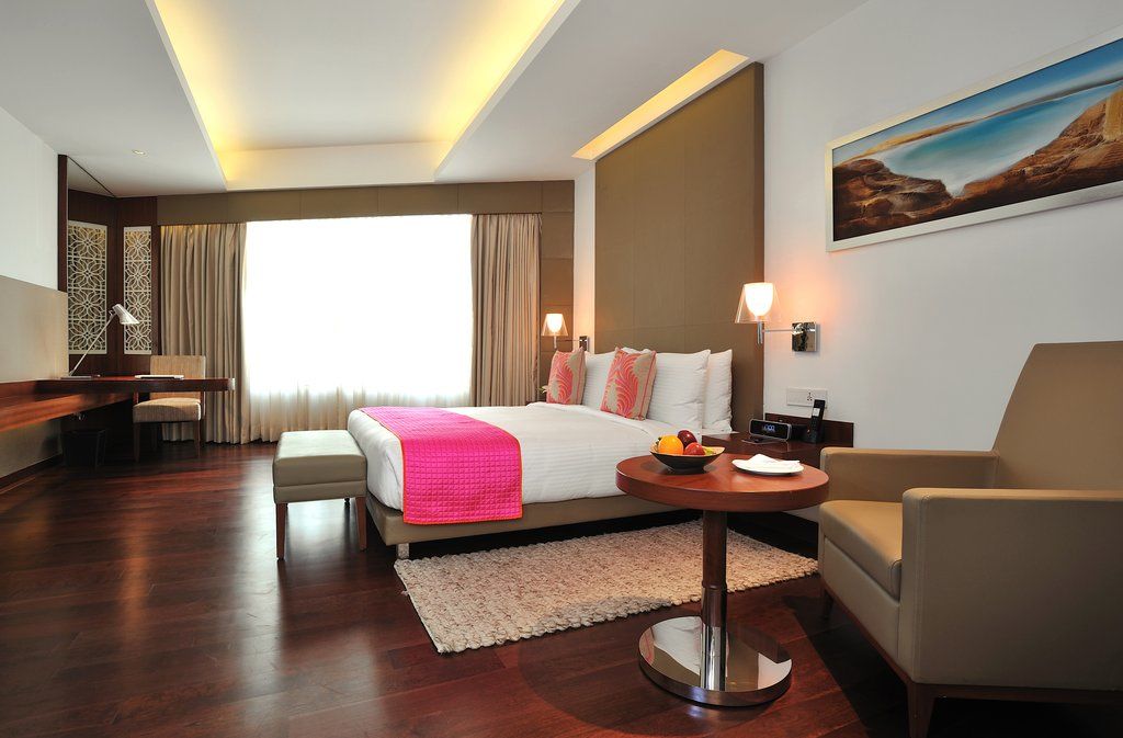The Anya Hotel-Golf Course Road Gurgaon Exterior photo